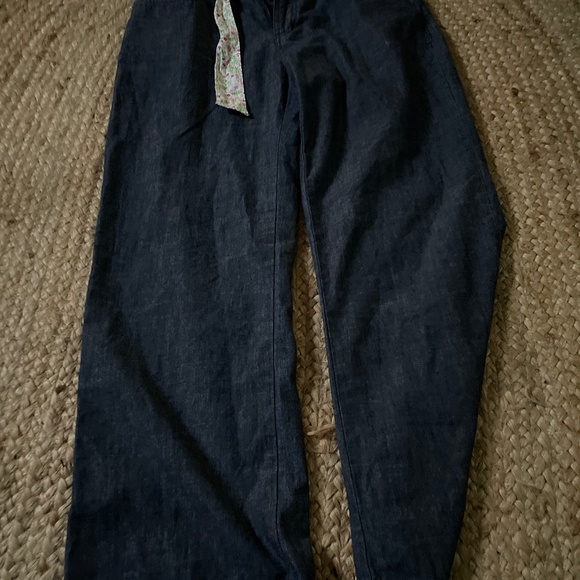 Jeans - Picture 1 of 4